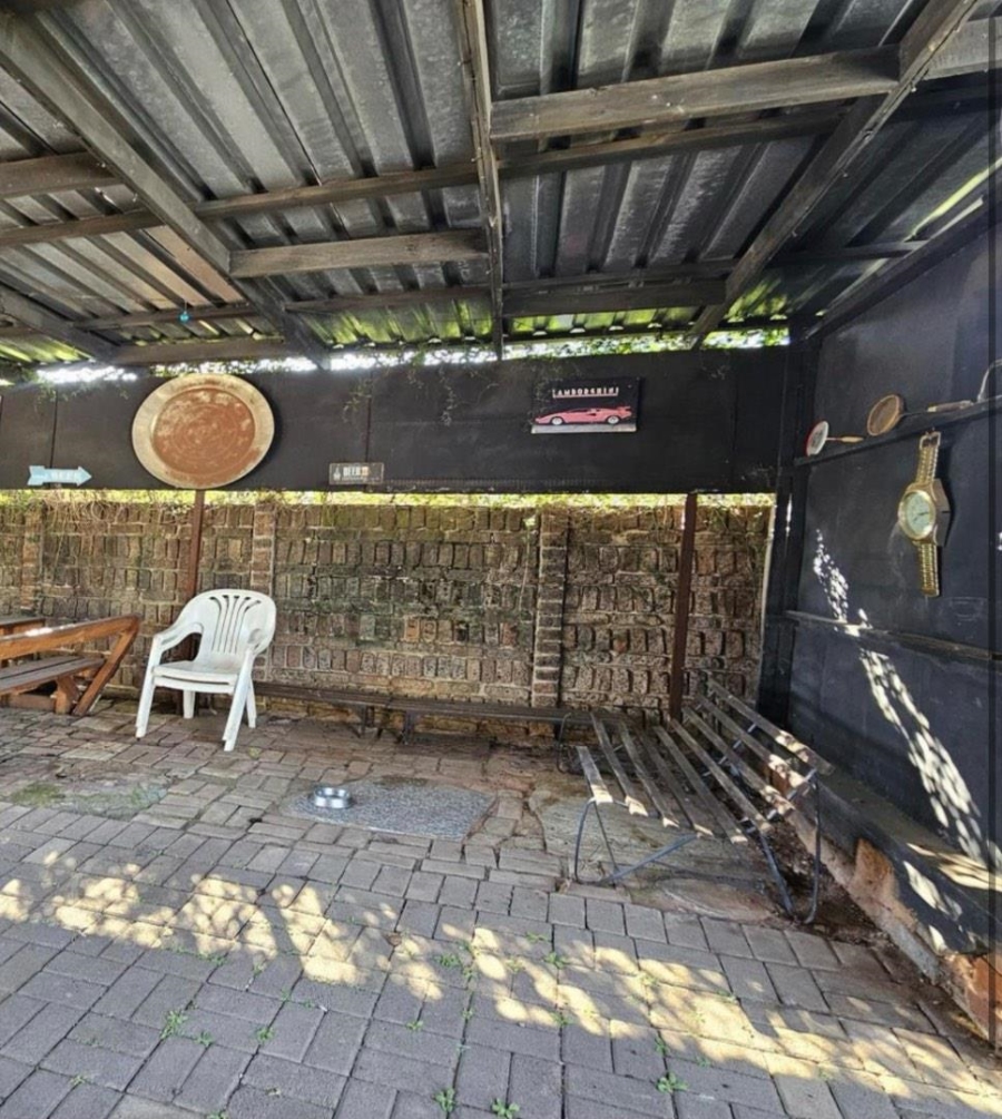 6 Bedroom Property for Sale in Brits North West